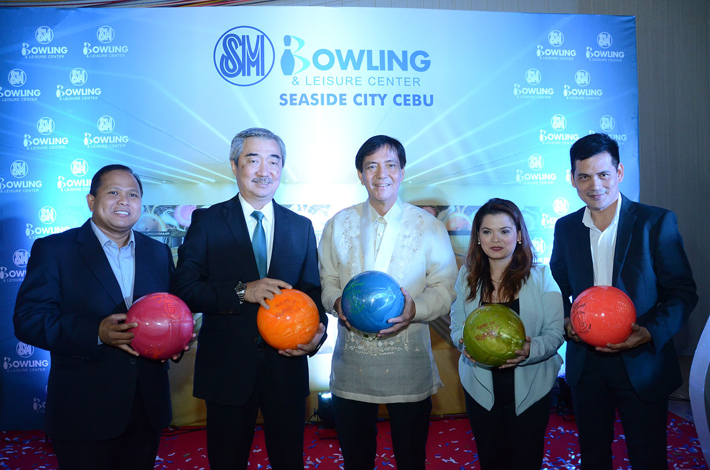 SM Seaside City Cebu opens interactive and state-of-the-art bowling center