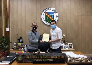 SM Donates COVID-19 Test Kits to Baguio City
