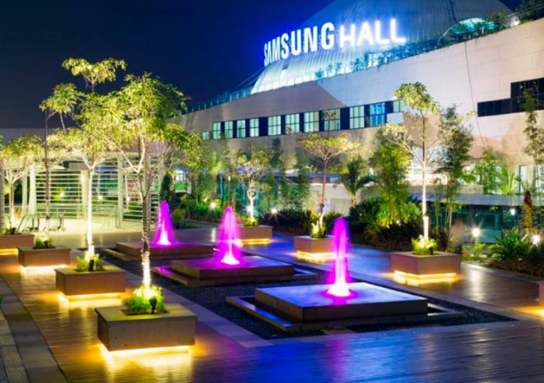 Samsung Hall at SM Aura Premier