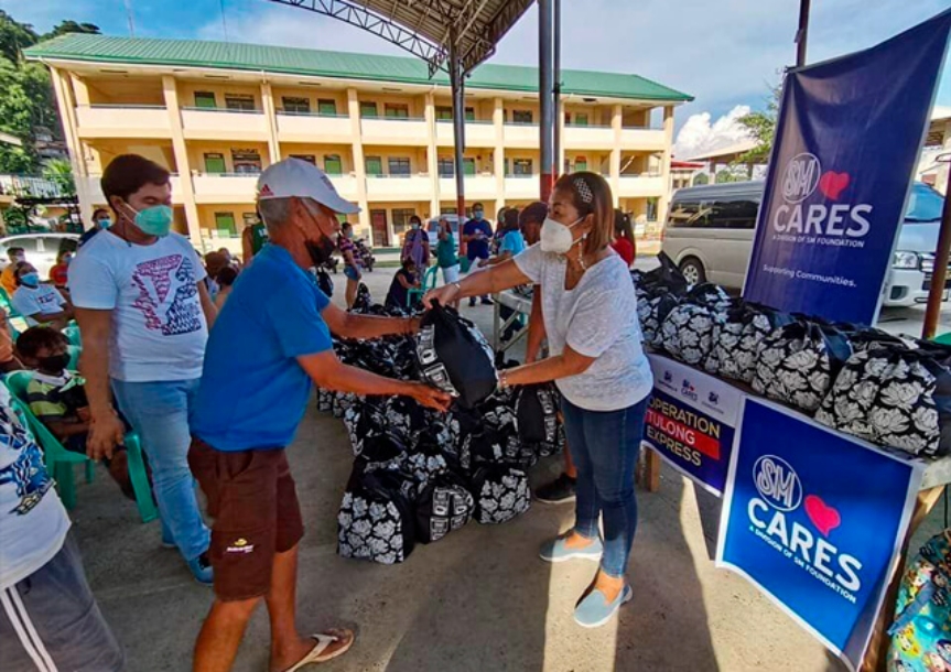 SM provides relief and shelter to Typhoon Odette-hit areas, now accepts donations at all malls